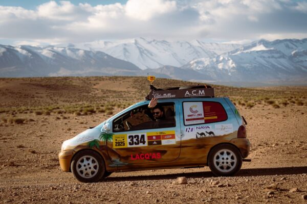 WhatsApp Image 2026-03-13 at 07.44.4 Location de Twingo préparée pour le Twingo Raid Maroc (Durée de la course)